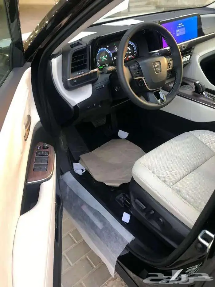 تويوتا كروان بريميوم 2026 سعودي 6