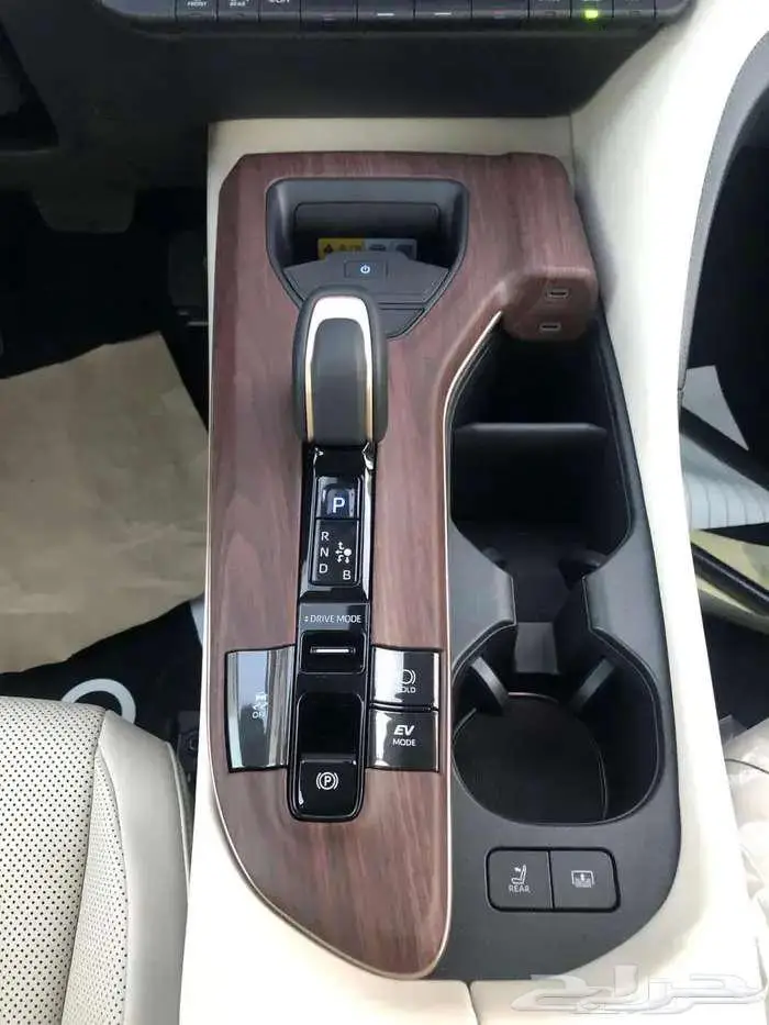 تويوتا كروان بريميوم 2026 سعودي 8