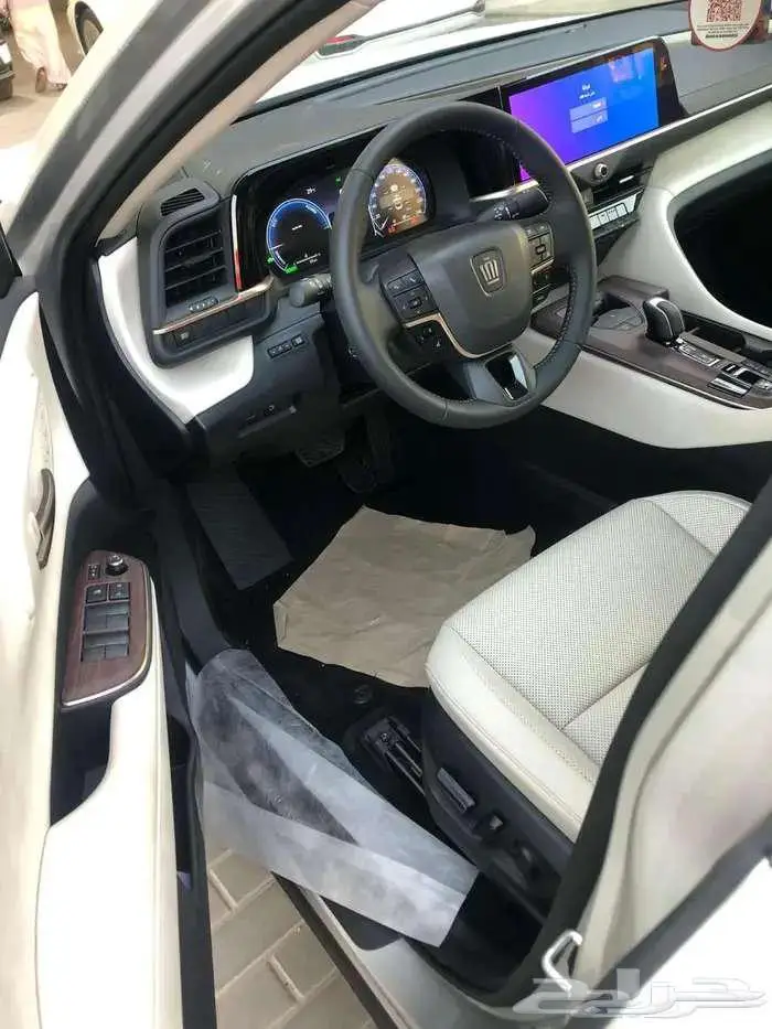 تويوتا كروان بريميوم 2026 سعودي 1