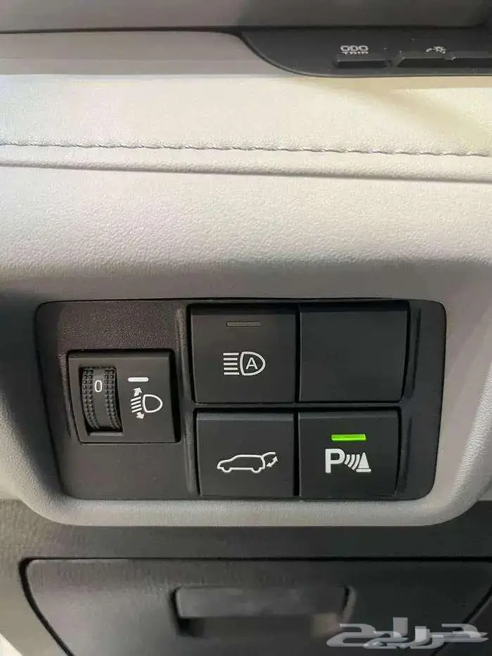 تويوتا هايلاندر GLE هايبرد نص فل 2025 مبيعات بنوك 5