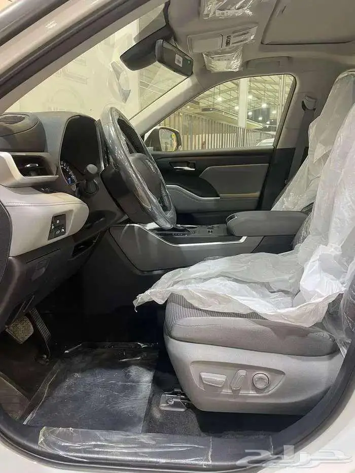 تويوتا هايلاندر GLE هايبرد نص فل 2025 مبيعات بنوك 9