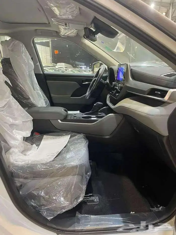 تويوتا هايلاندر GLE هايبرد نص فل 2025 مبيعات بنوك 14