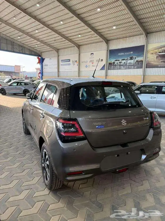 سوزوكي سويفت الفل 2025 4