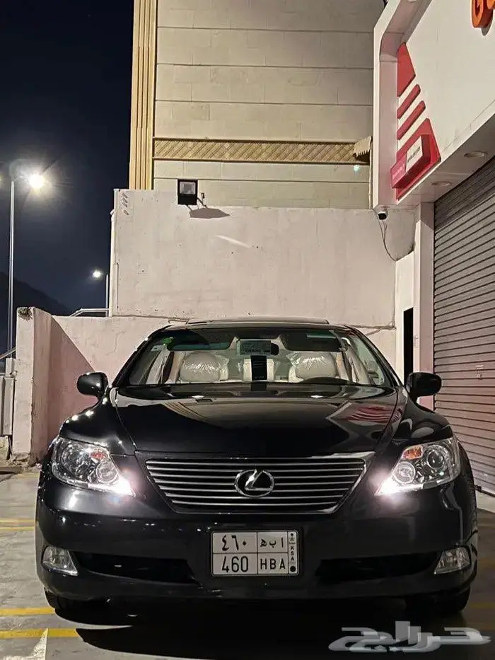 لكزاس LS460 لارج نظيف 1
