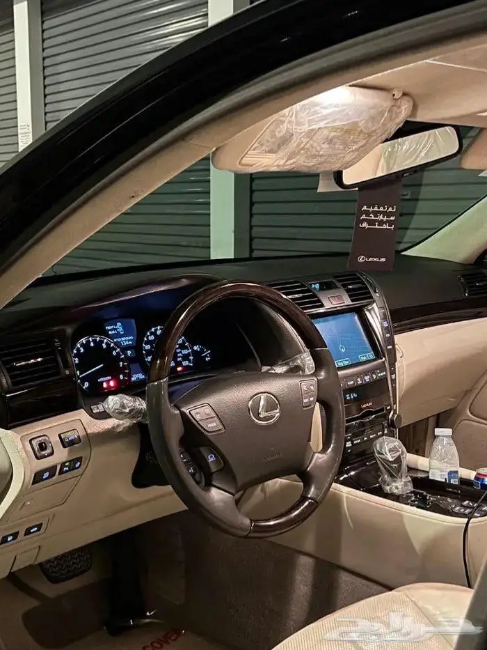 لكزاس LS460 لارج نظيف 0