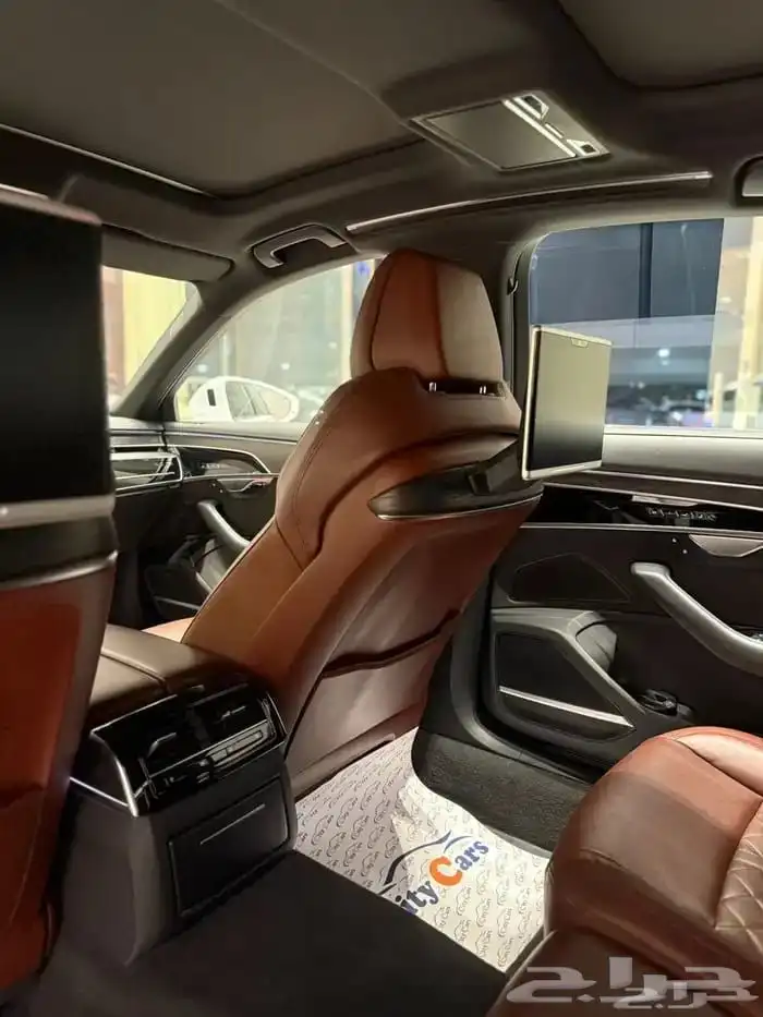TFSI Audi A8 2021 أودي 2021 صيانات وكالة ممشى قليل 1