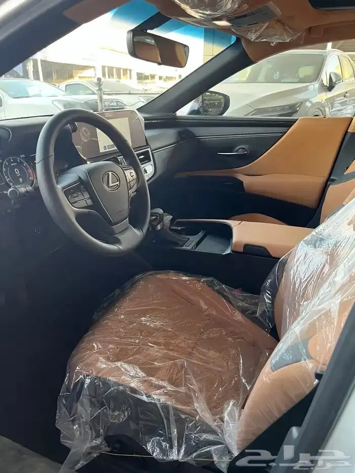 لكزس CA ES350 بريمي 2025 12