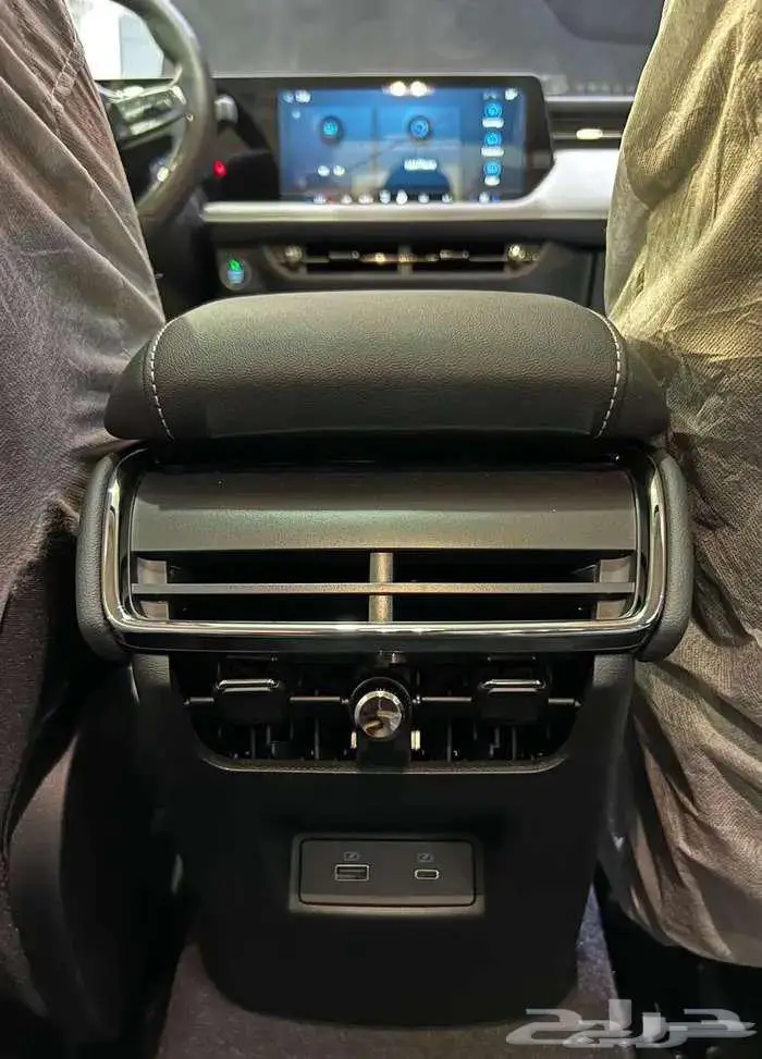 فورد توروس امبيانتي 2026 5