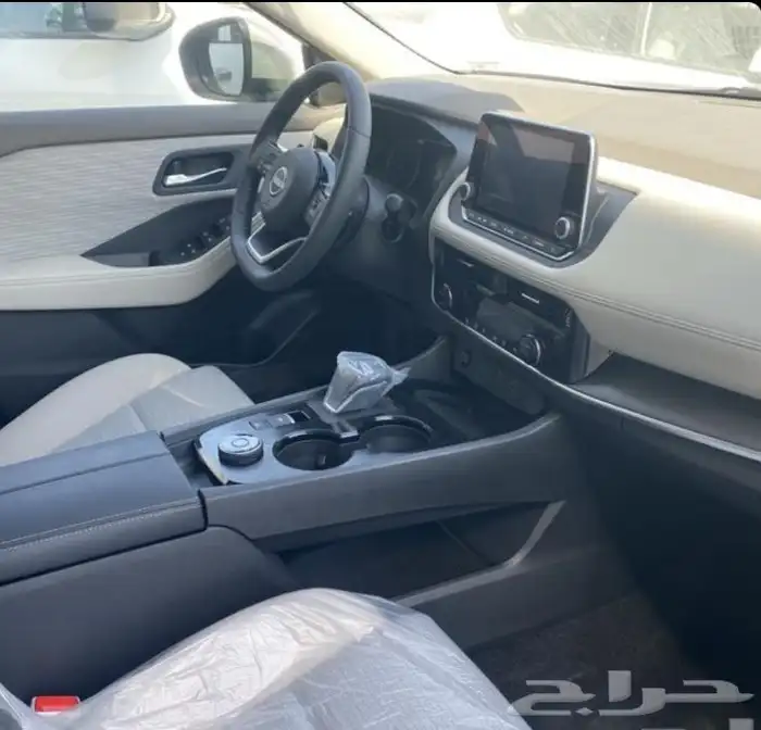 نيسان اكس تريل Sv 2025 نص فل كاش واقساط 6
