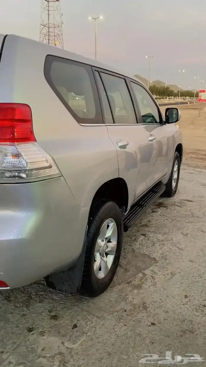 برادو 2012 نظيف لون فضي 0