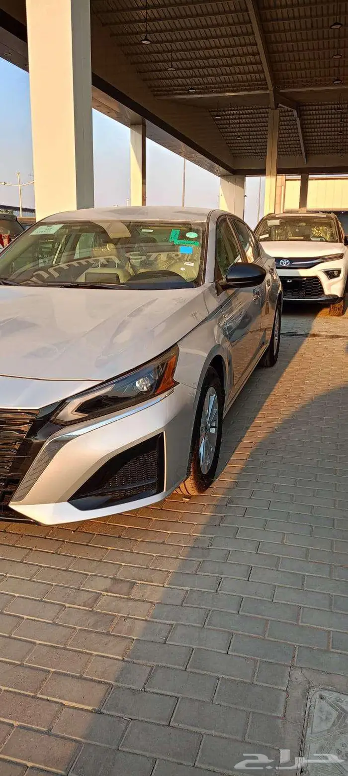 نيسان التيما 4