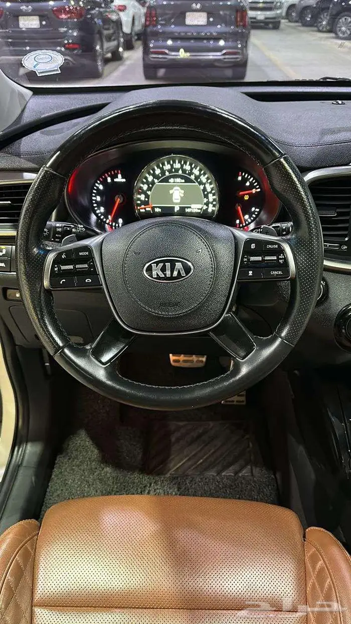 كيا سورينتو 2019 ديزل 8