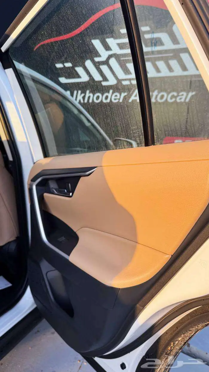 تويوتا رافور نص فل بنزين 5