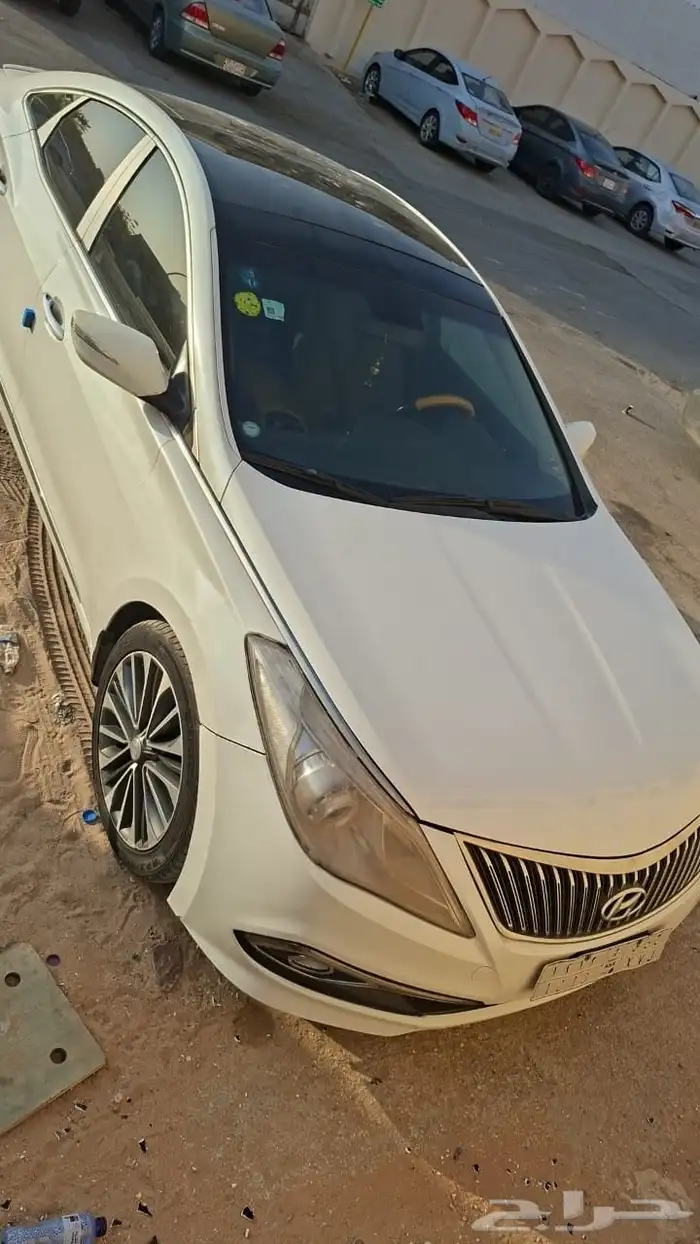 هونداي ازيراء 2017 فتحت سقف ممشى تحت 400 الف مكينه موضبه 2