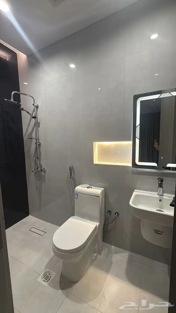 شقق فخمة مفروش جديد ايجار شهري في مشرفة مع السبعين 8