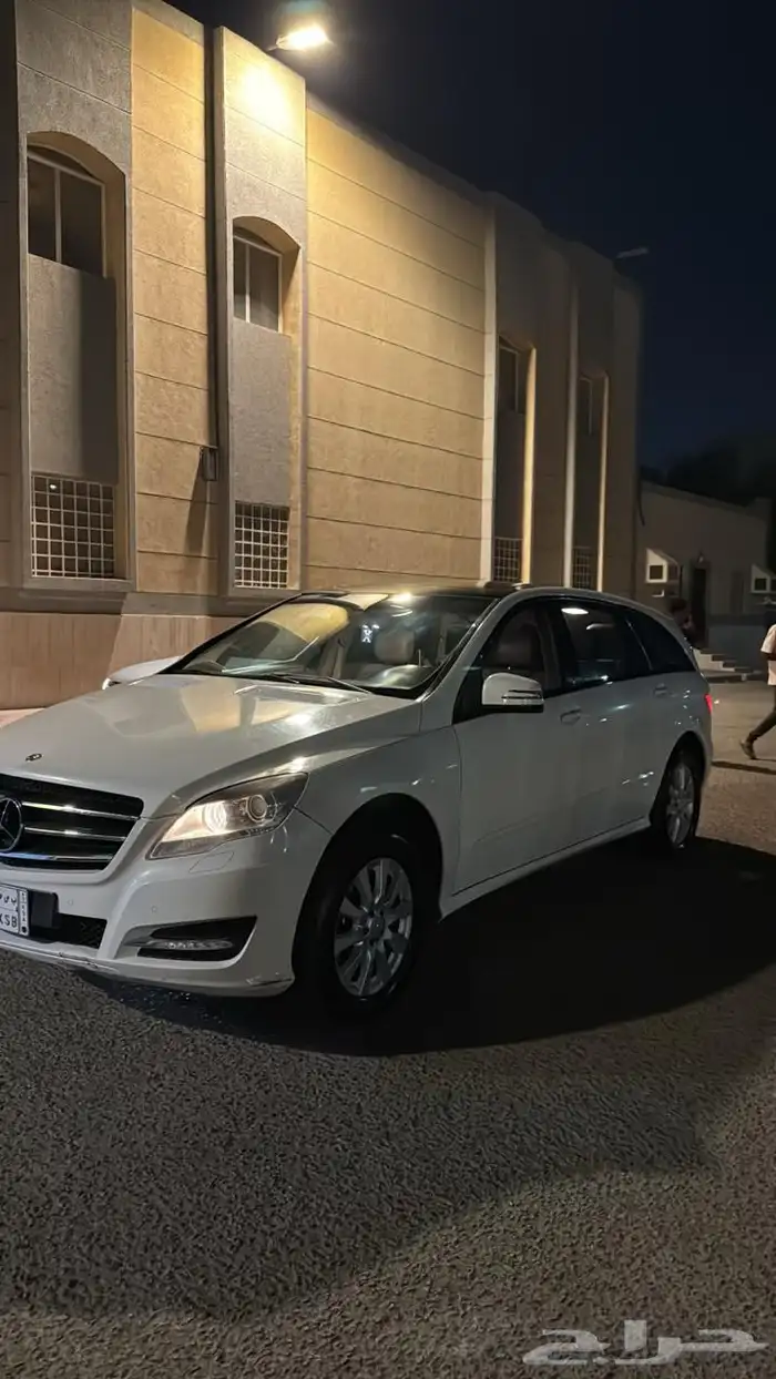 للبيع مرسيدس R300 موديل 2011 مخزن 4