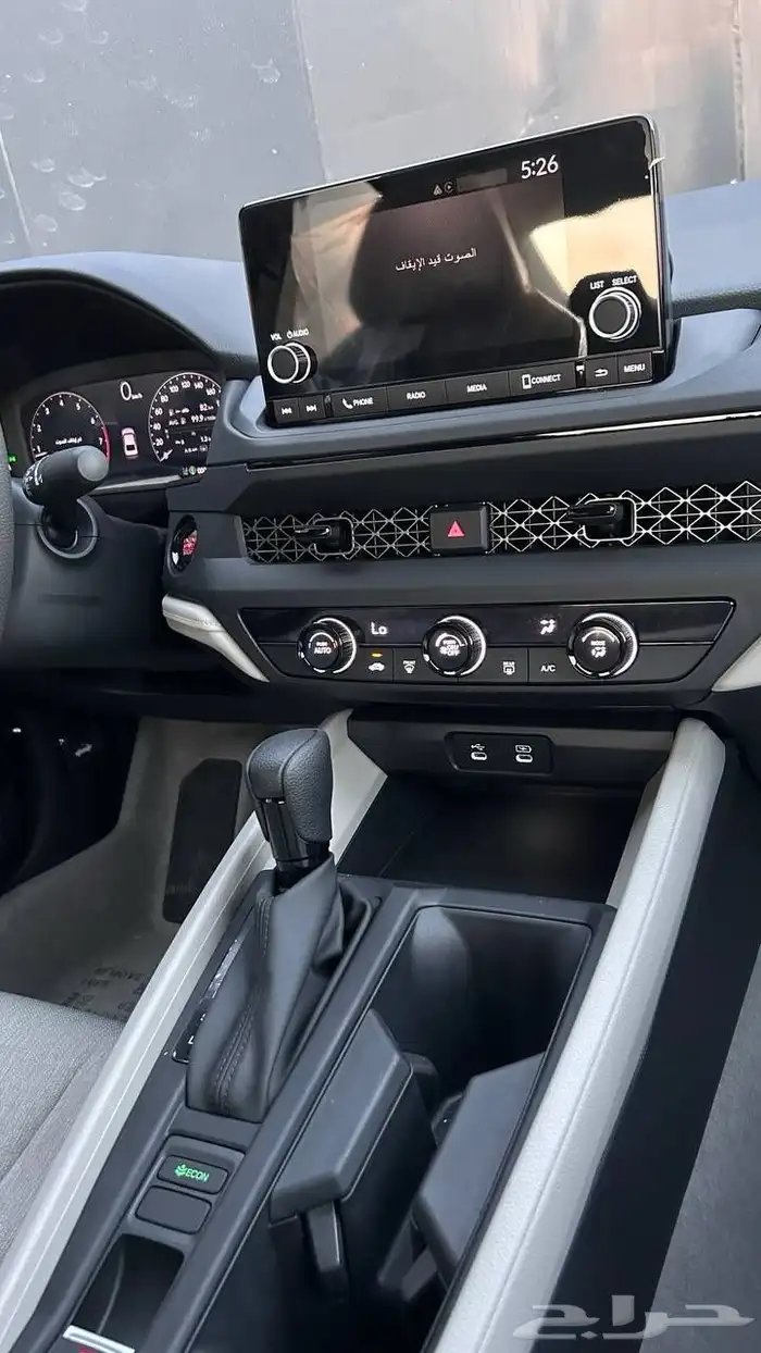 هوندا اكورد 2025 LX ستاندر لدى شركة عبدالمجيد الخضر 9