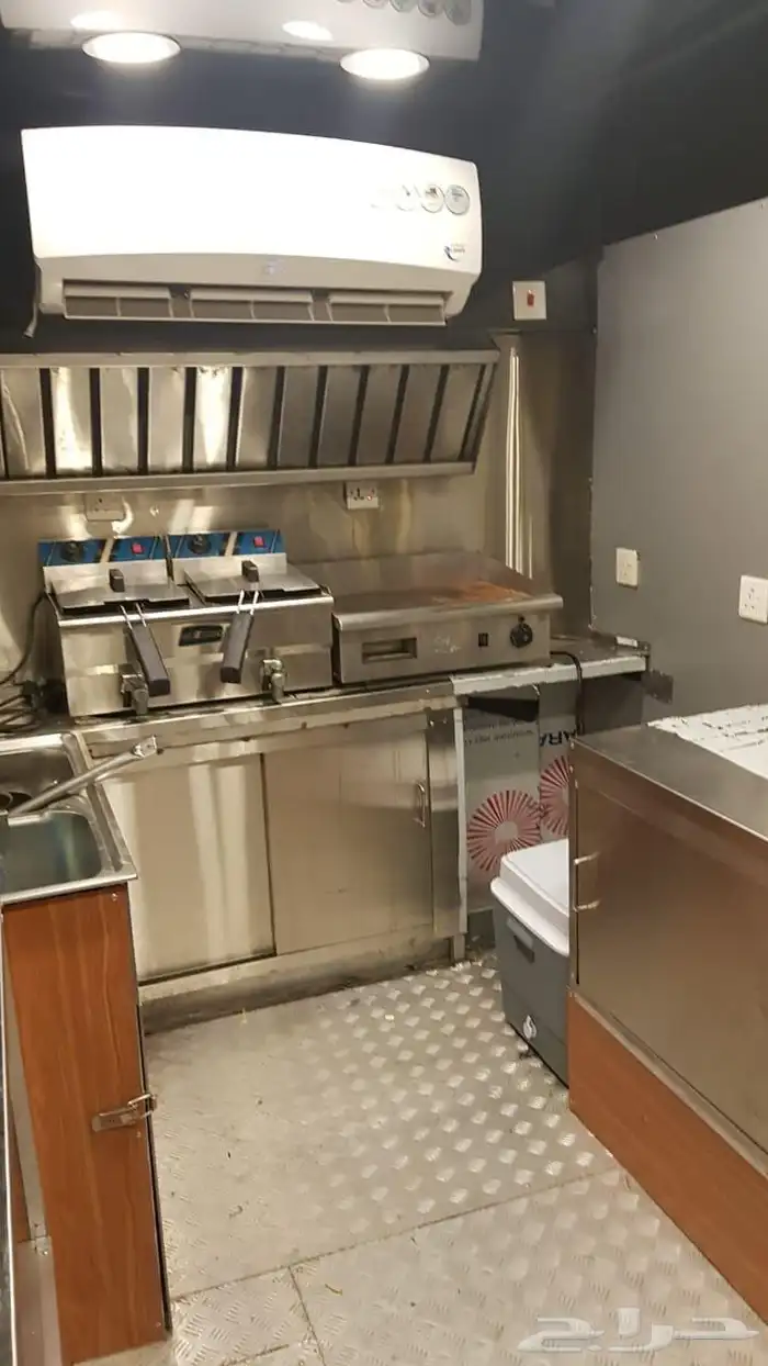 فود تراك للايجار الشهري 1