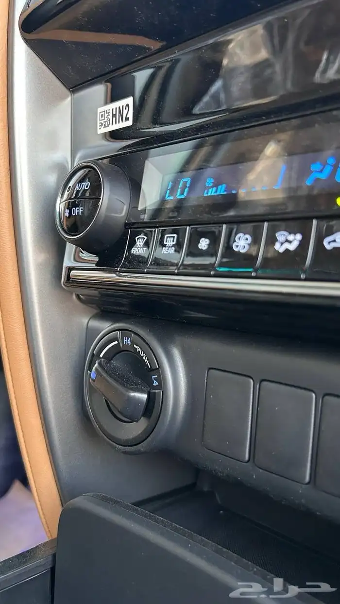 تويوتا فورتشنر VX1 بنزين 2025 لدى شركة عبدالمجيد الخضر 17