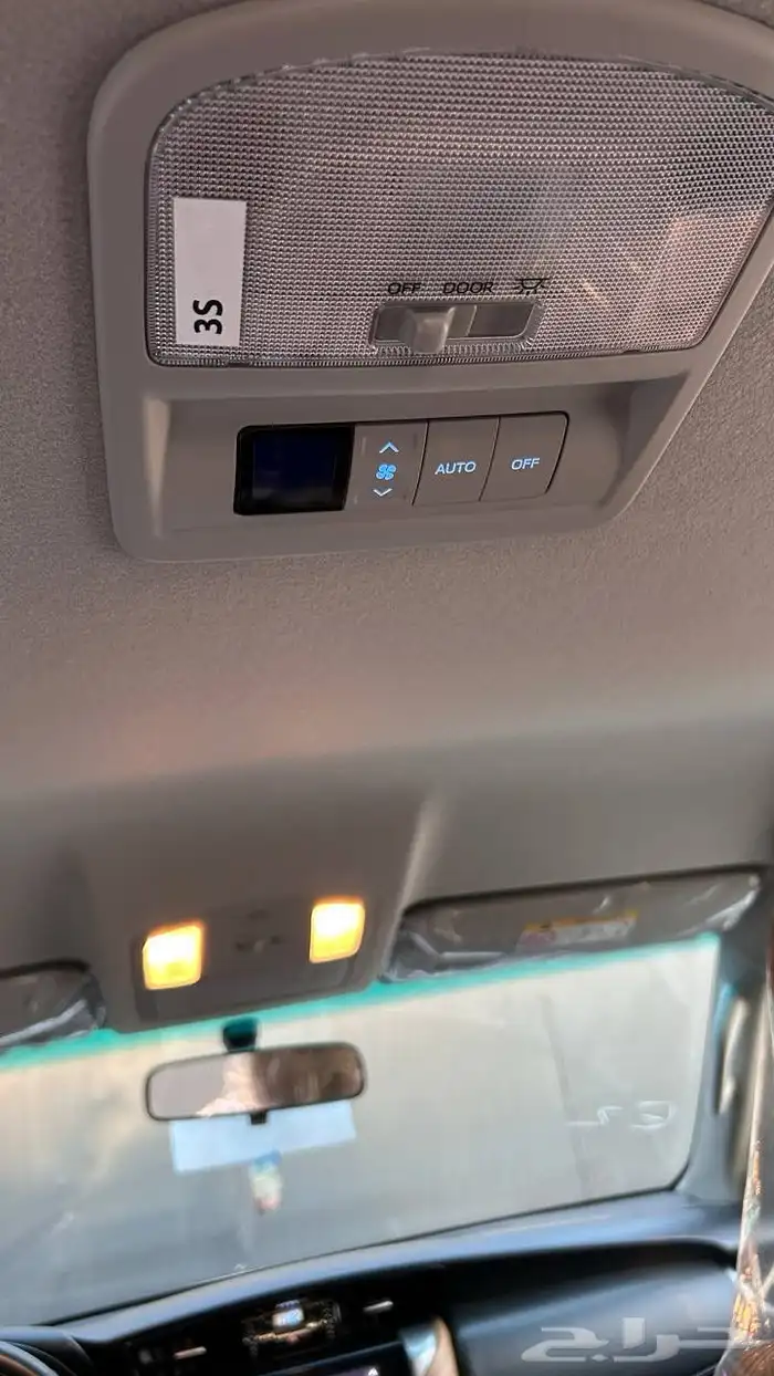 تويوتا فورتشنر VX1 بنزين 2025 لدى شركة عبدالمجيد الخضر 9