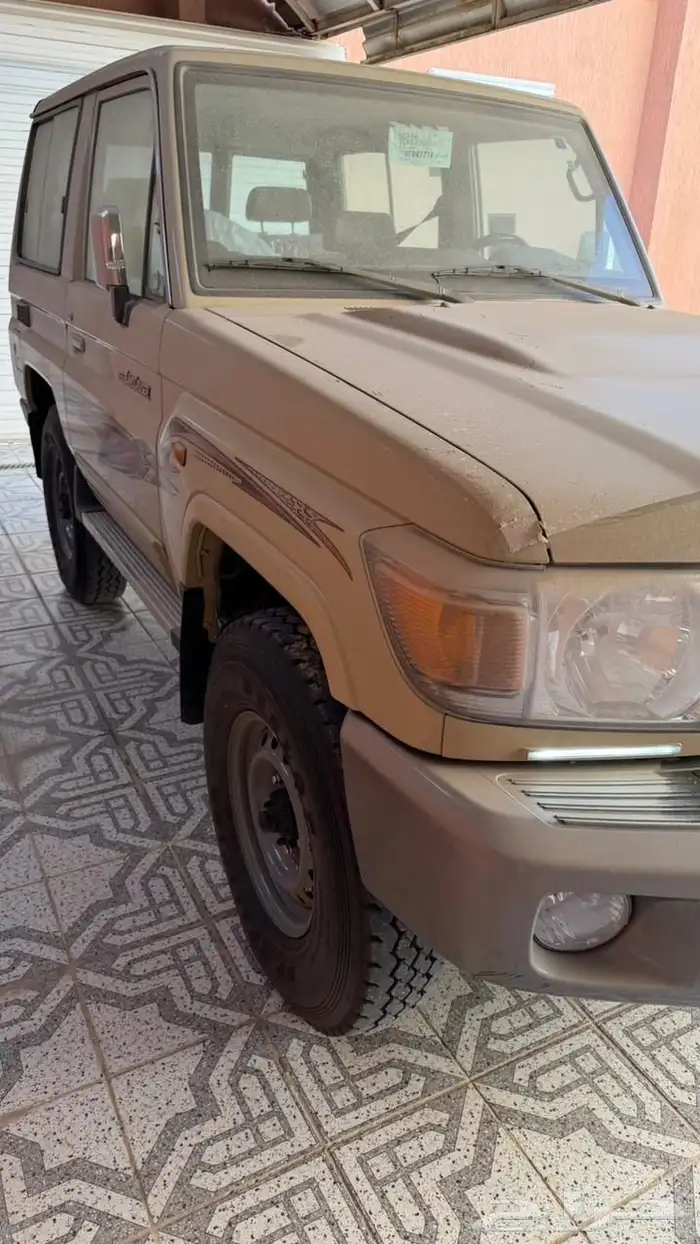 ربع 22 سعودي فل كامل الصقر مخزن (النادر) 5