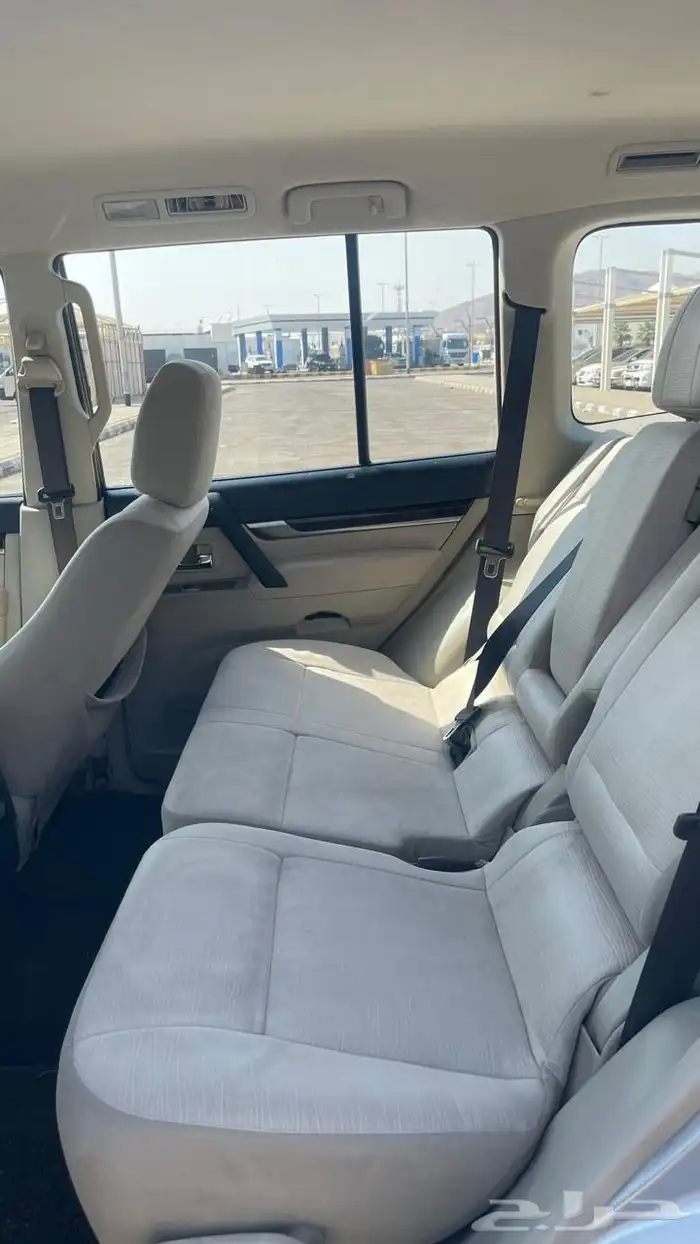 جيب باجيرو 2011 مكينة كبيره 6