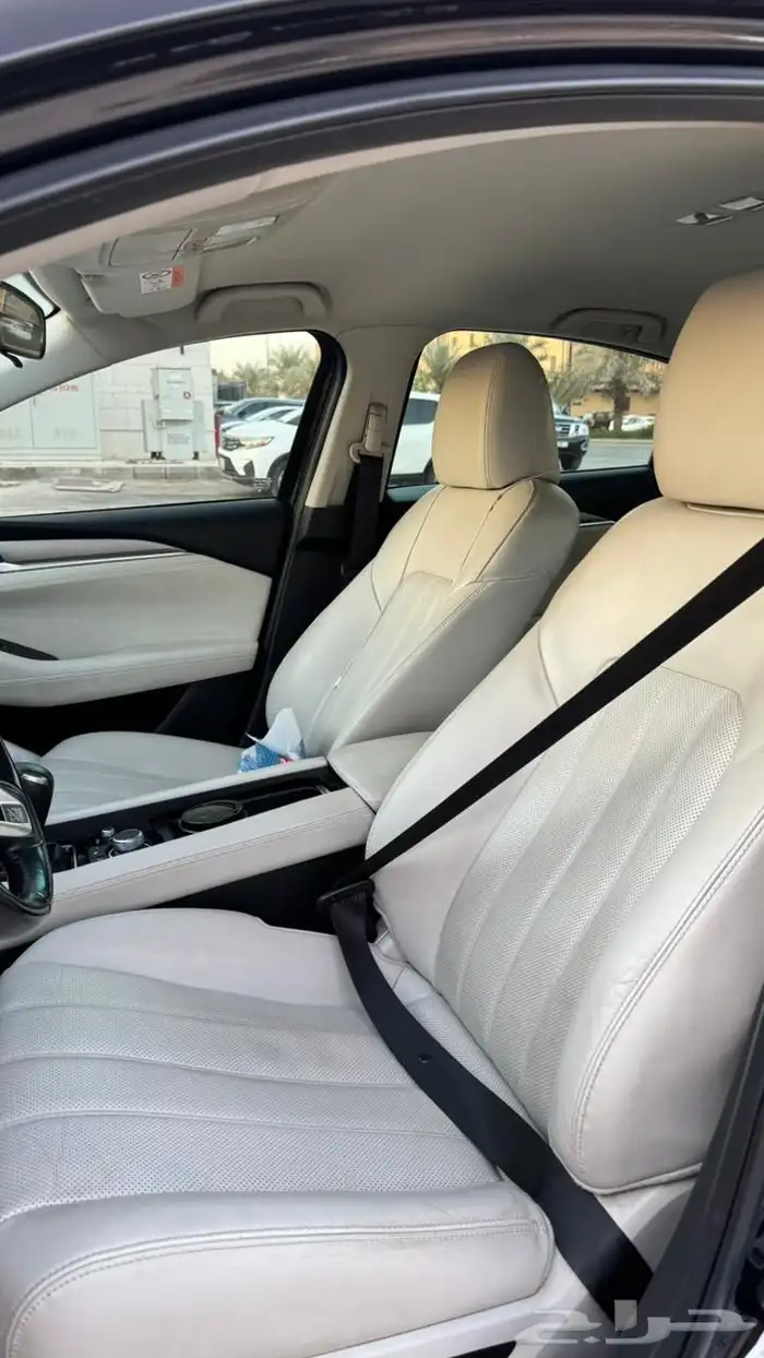 مازدا 2024 اللون أسود 2