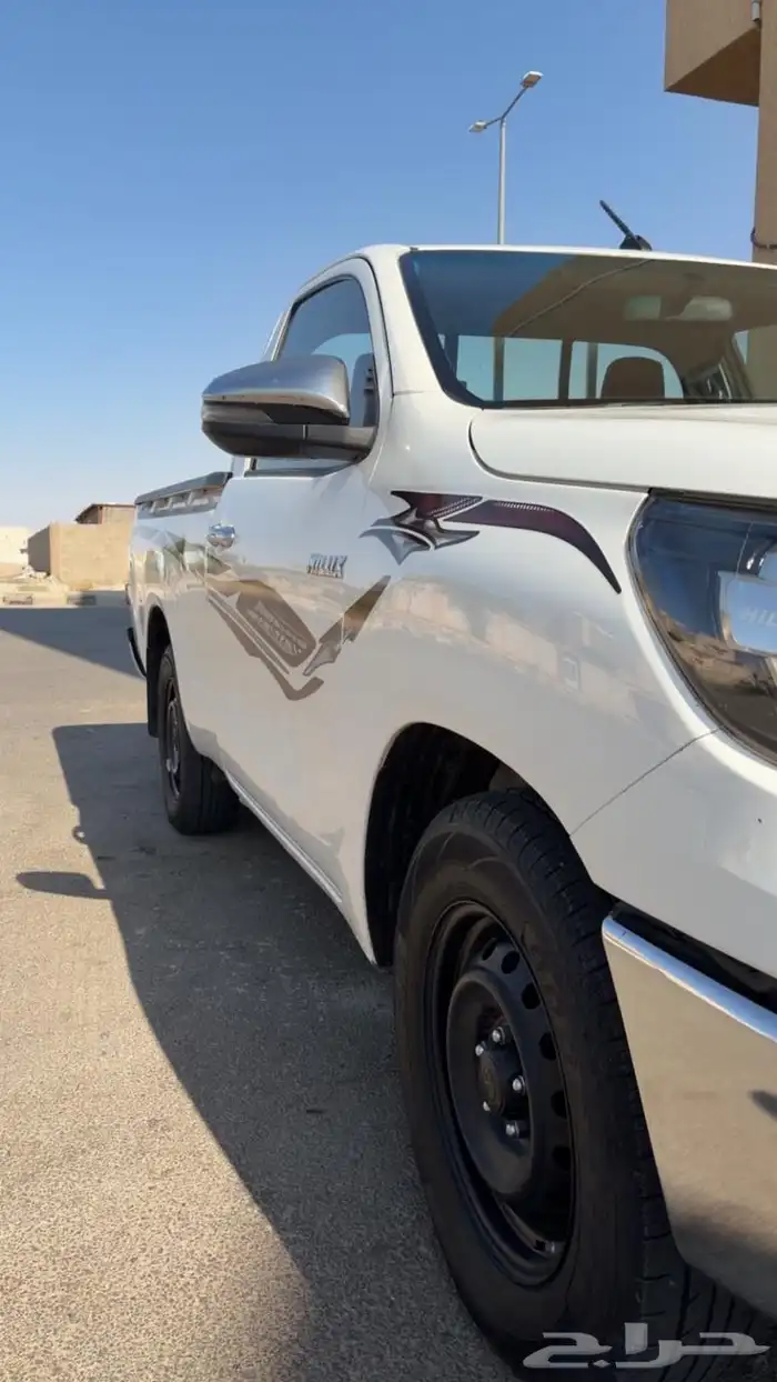 هايلوكس باسم المالك الاول 1