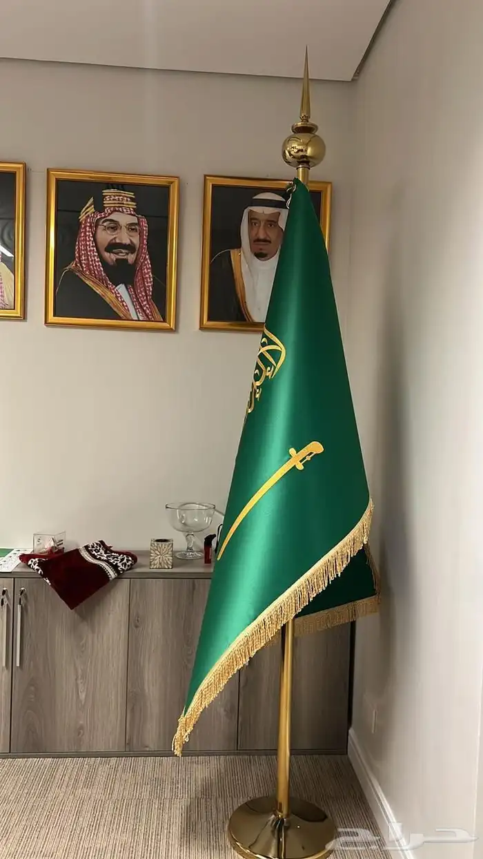علم السعودية طباعة شعارات ريشة إعلانية طقم صور رول أب حاجز 8