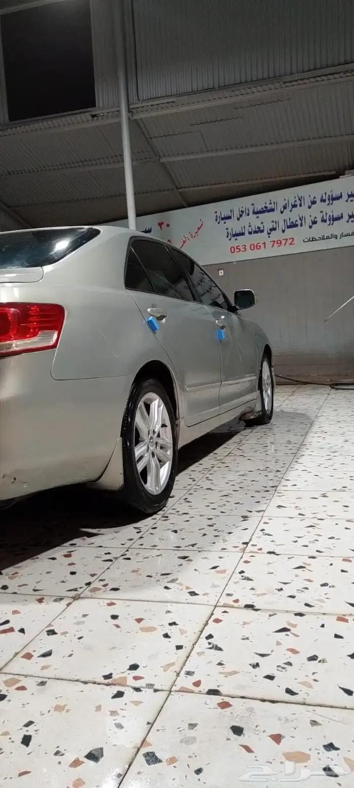 للبيع تويوتا اوريون جراندي موديل 2010 9