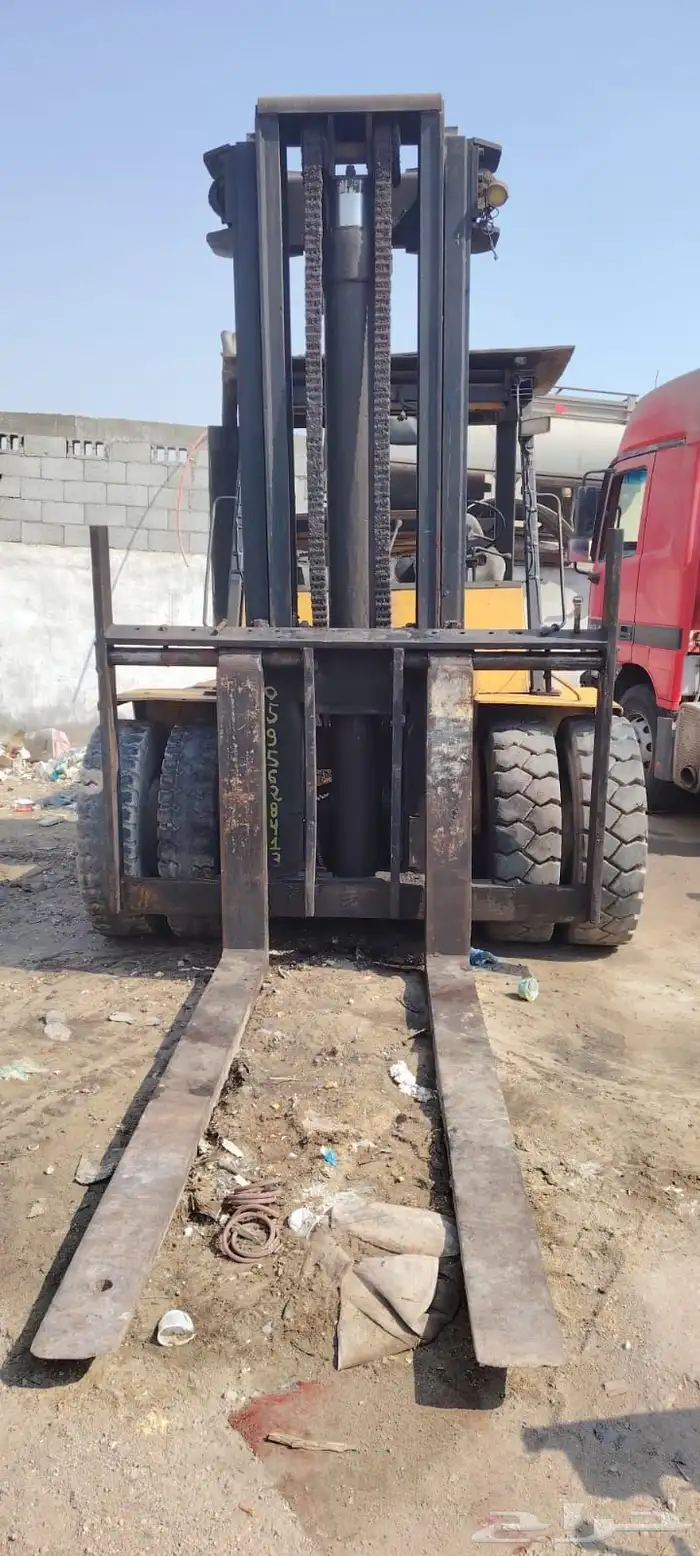 للبيع فوركلفت كبير 4
