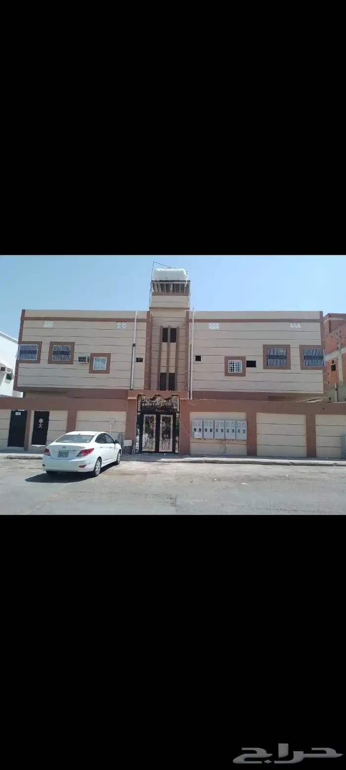 عمارة للبيع مكون من 10شقق موقع ممتاز 0