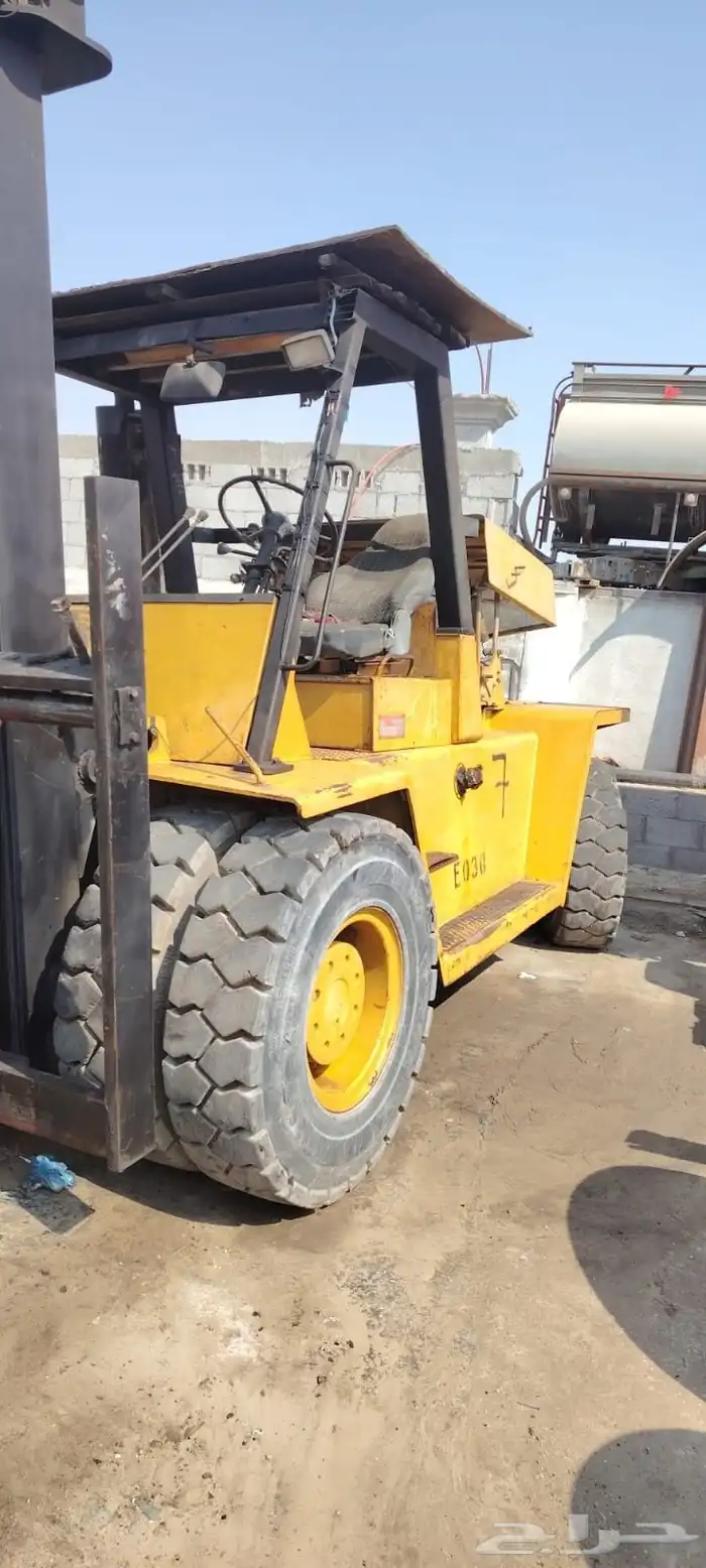 للبيع فوركلفت كبير 0