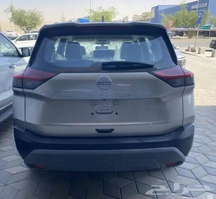 نيسان اكس تريل Sv 2025 نص فل كاش واقساط 7
