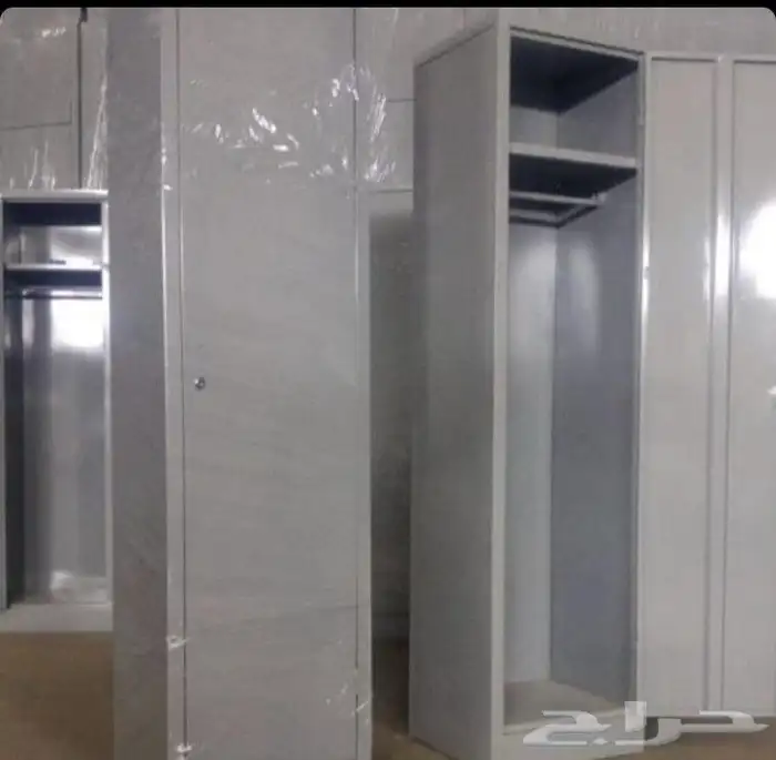 يتوفر لديناء عروووض قوية على سراير والمراتب والحافات بسعر لج 0