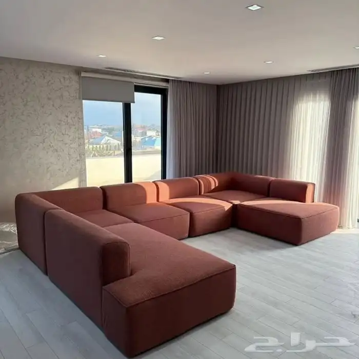 سعر المتر 380 شامل المخدات الصغيرة والكبيره وشامل التوصيل 19