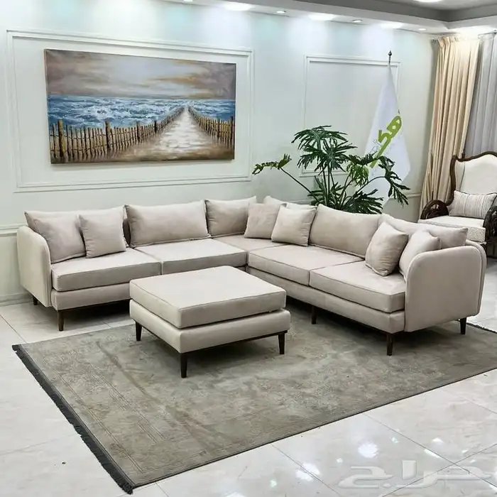 سعر المتر 380 شامل المخدات الصغيرة والكبيره وشامل التوصيل 23