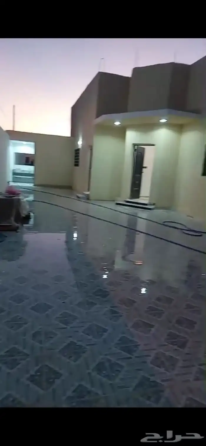 للبيع دور مساحة 440 م حي الشفاء 390 الف 5