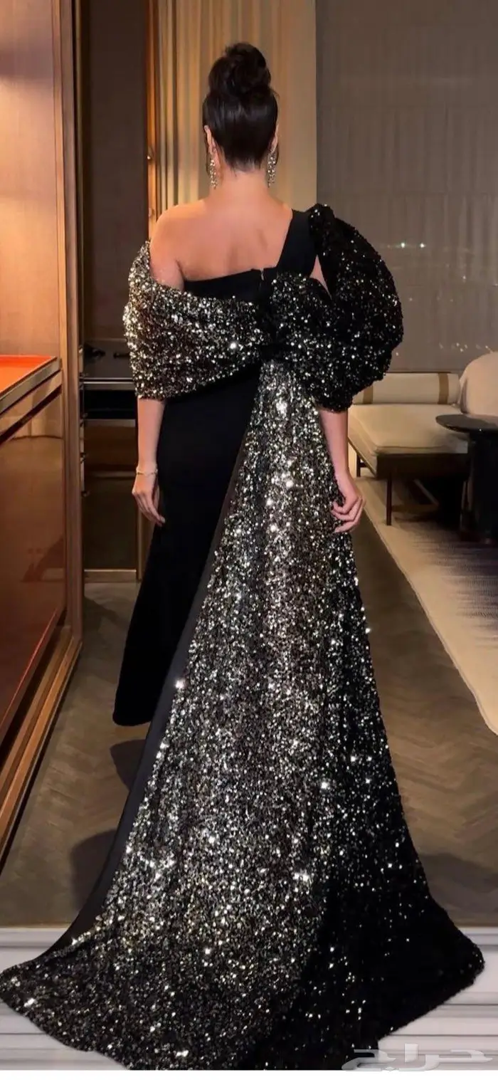 ثلاث فساتين مناسبات لبسة اولى من نفس المصممة 6