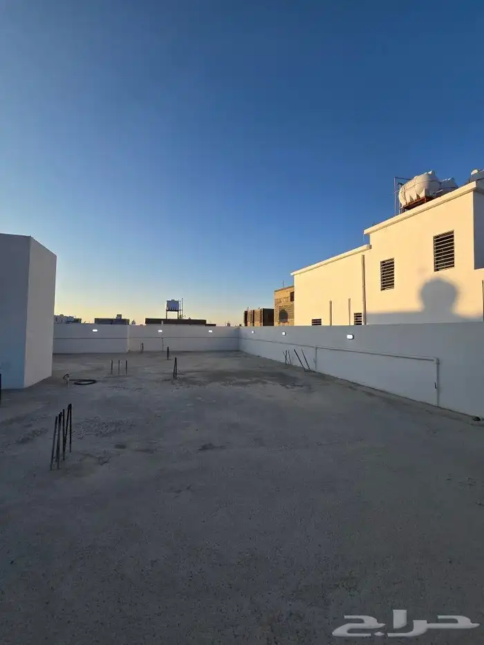 للبيع دور مستقل علي أرض كامله مؤسس دورين وملحق900ألف أحدرفيد 30