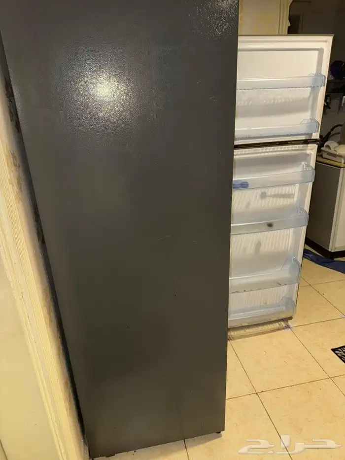 للبيع ثلاجه استيل 4