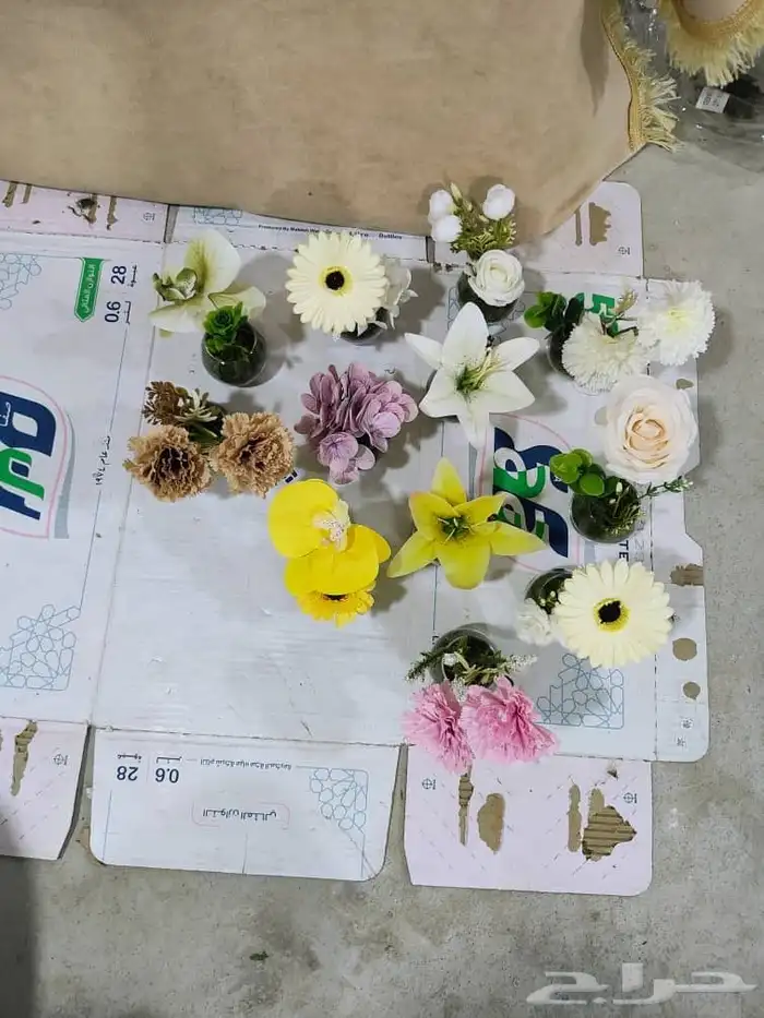 مزهريات ورد جميله تصميم حديث. للبيع 3