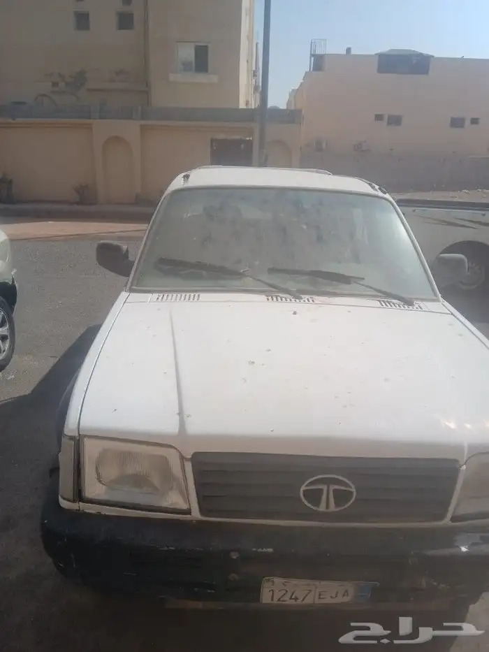 لدينا سيارة غمارتين بيك اب تاتا نرغب ببيعها 0
