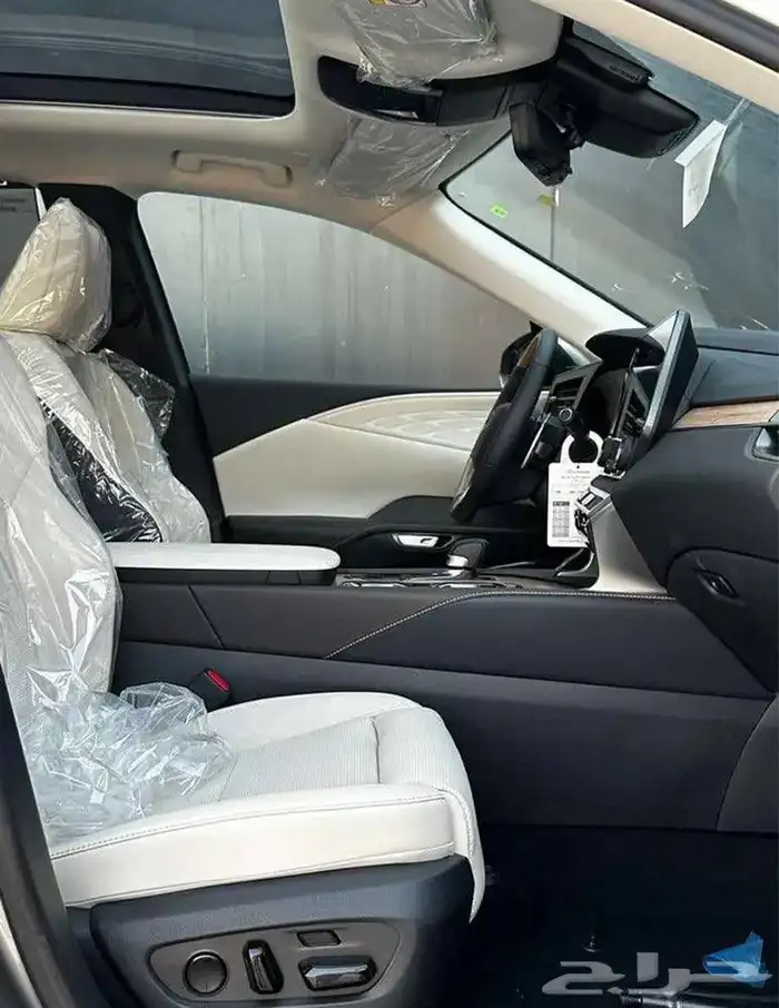 لكزس RX 2025 BH - لدى شركة عبدالمجيد الخضر 11