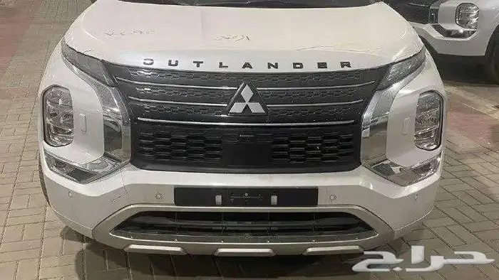 عرض خاااص متسوبيشي اوتلاندر 2025 بريميوم 1