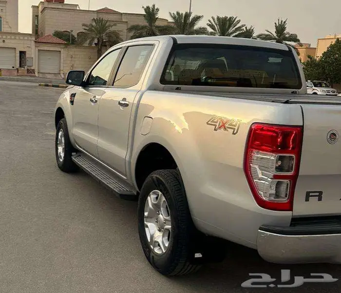 للبيع فورد رينجر دبل قير عادي مخزن ماشي 70 الف 10