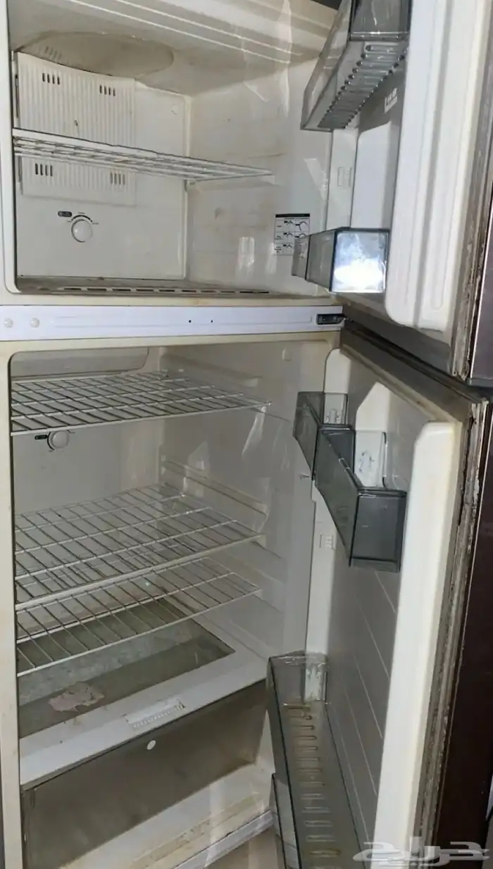 ثلاجة للبيع سكراب 0