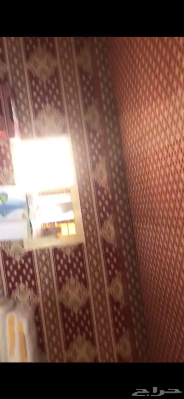 مشب 5 في 9 بحاله ممتازه ونضيف ثلاث درايش 3