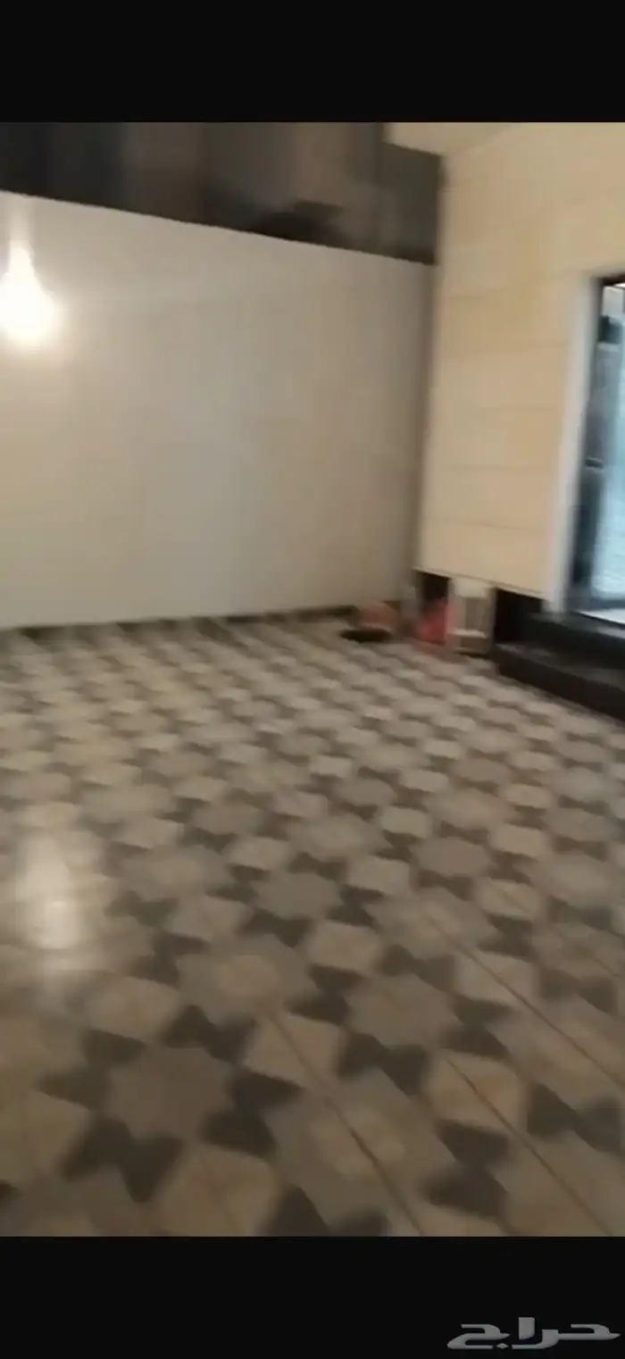 فيلا شبه منفصله للبيع بضاحية الملك فهد 3