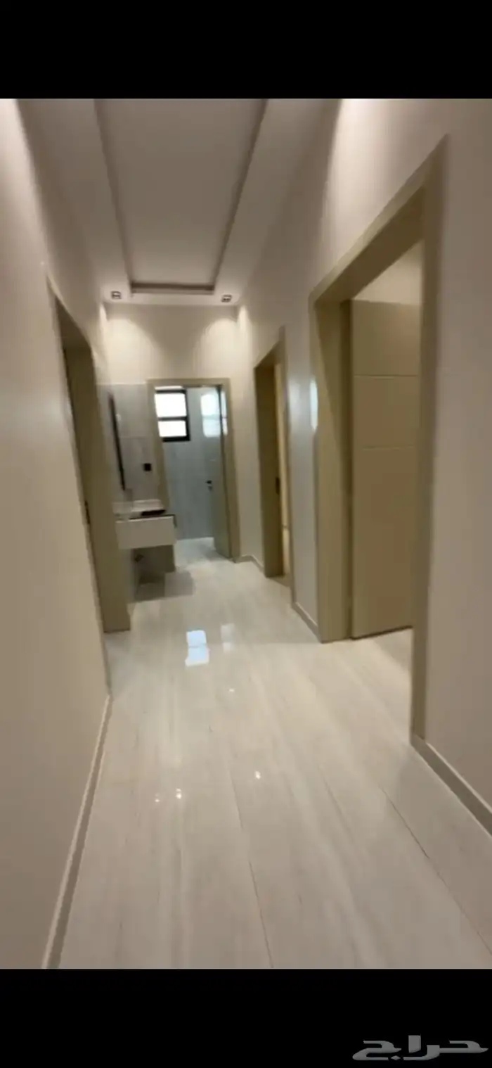 للبيع دور ارضي مساحه كبير جديد 13